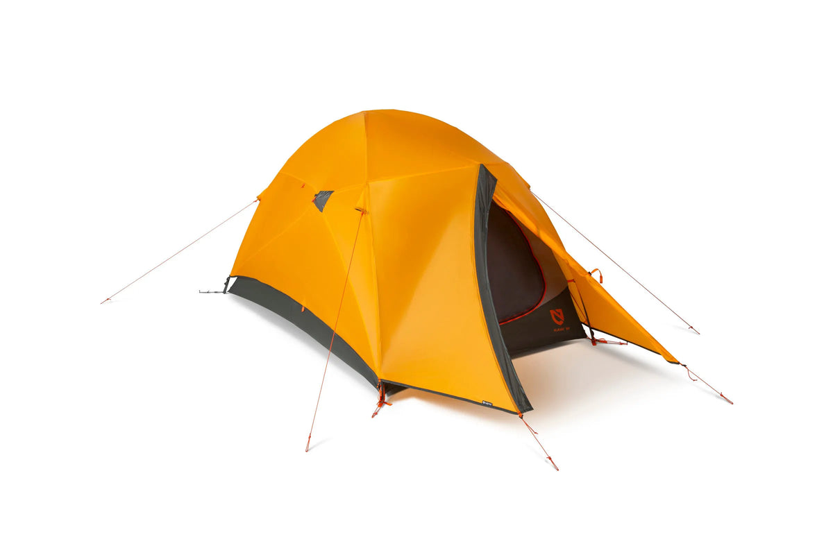 Kunai™ 3–4 Season Backpacking Tent